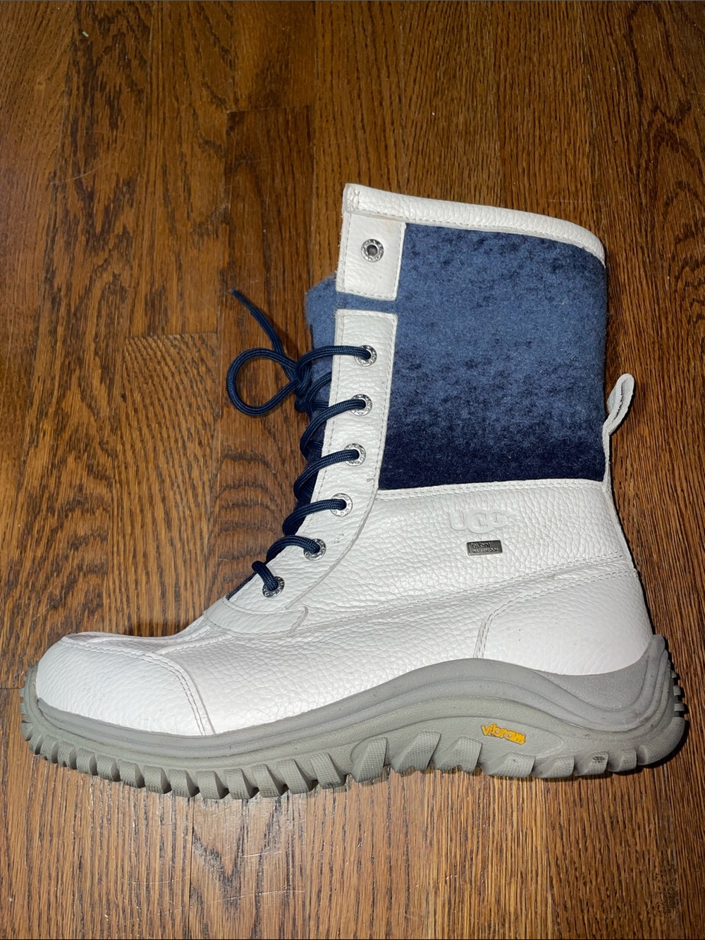 UGG Adirondack II boots - Picture 6 of 16